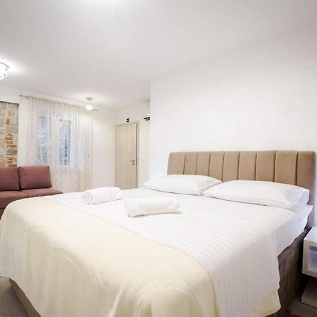 Lions Luxury Rooms Split Bagian luar foto
