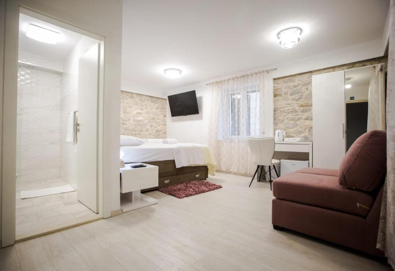 Lions Luxury Rooms Split Bagian luar foto