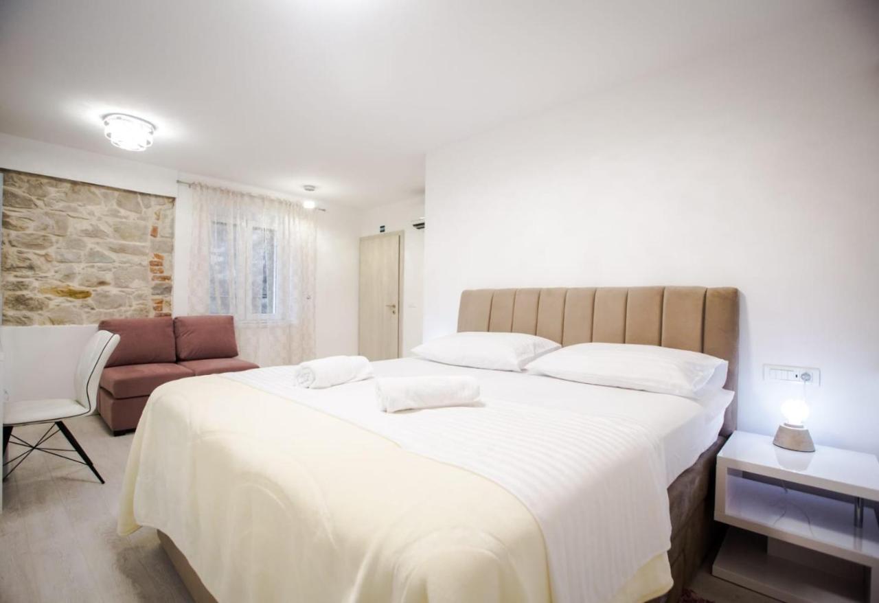 Lions Luxury Rooms Split Bagian luar foto