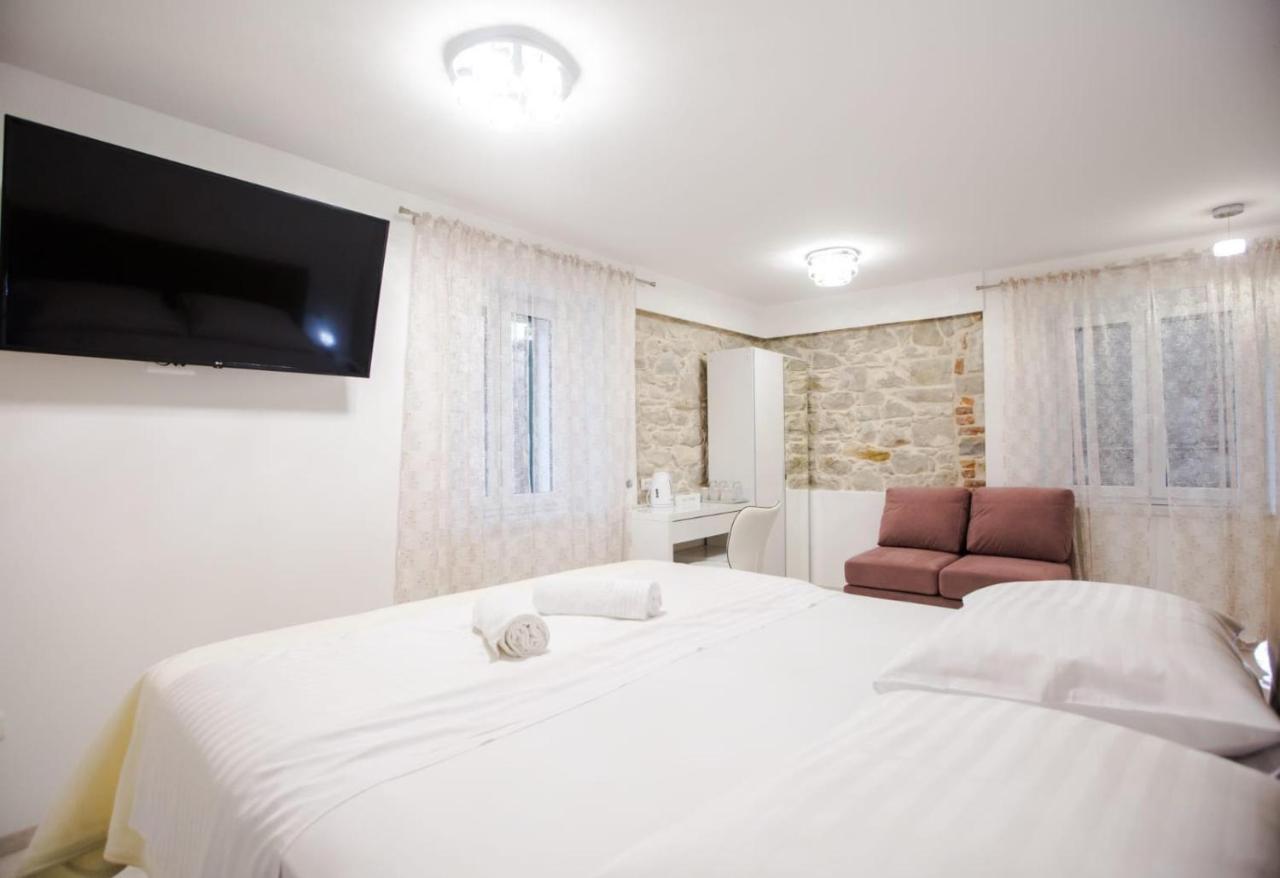 Lions Luxury Rooms Split Bagian luar foto